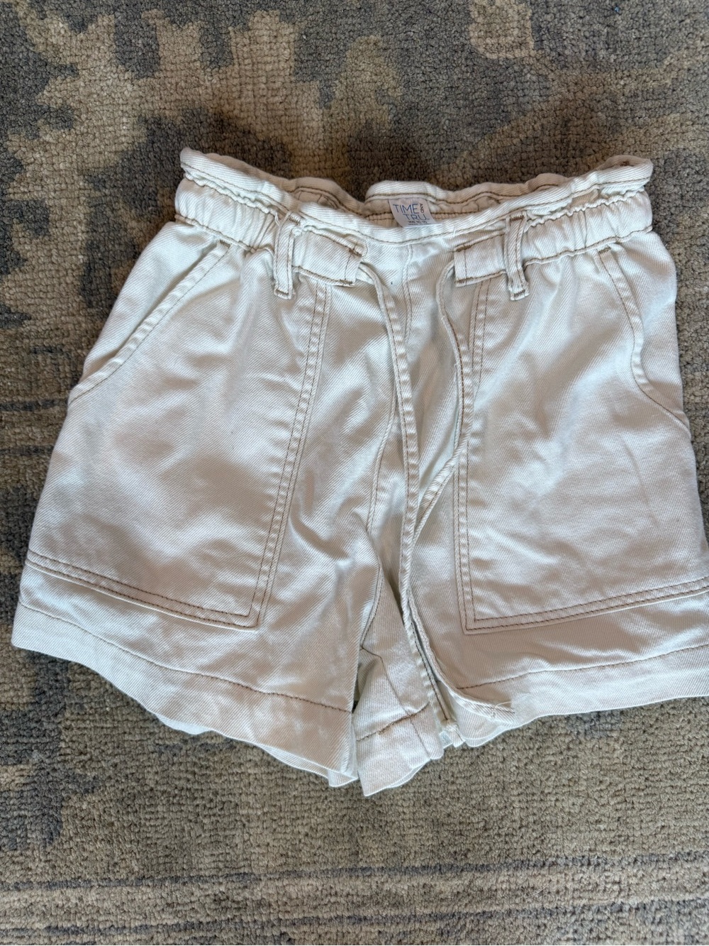 Time and Tru Light Beige Drawstring Cargo Shorts